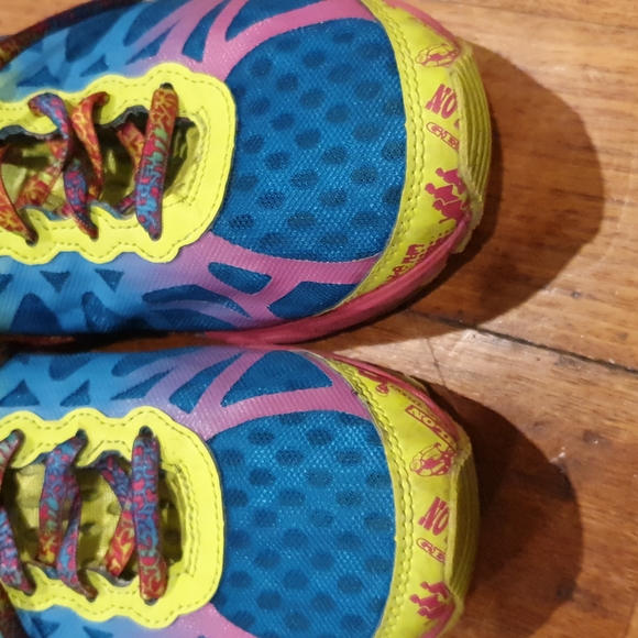 ASICS Gel Noosa Tri 9 Blue Pink Fluro Green Womens Running Shoes Size US 7.5 - Picture 4 of 13